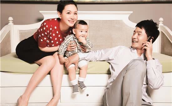 班主任 寒门贵子郭晓冬的成名史,以及他悲情的婚恋观