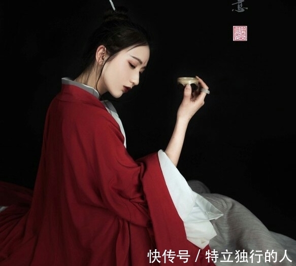 亚亚|生活处处有好诗,山西大妈原创诗词集,锤炼平凡之美,每首都惊艳