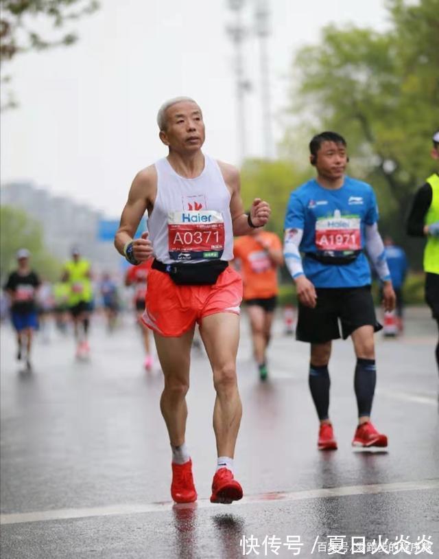 非正常|跑圈“非正常”现象年龄越大,跑步越“猛”