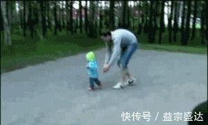 新发现|新发现:家中有个人最适合带娃,且带出来的娃更聪明,不是宝妈