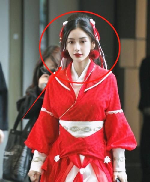 跑男全员古装亮相，baby扮相貂蝉好美，我却被蔡徐坤的造型帅到了