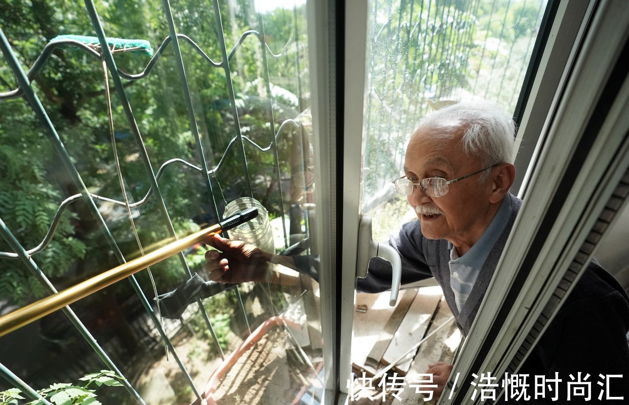 塑料瓶|家里用水一下省2／3！84岁节水达人这些招，你家也能用