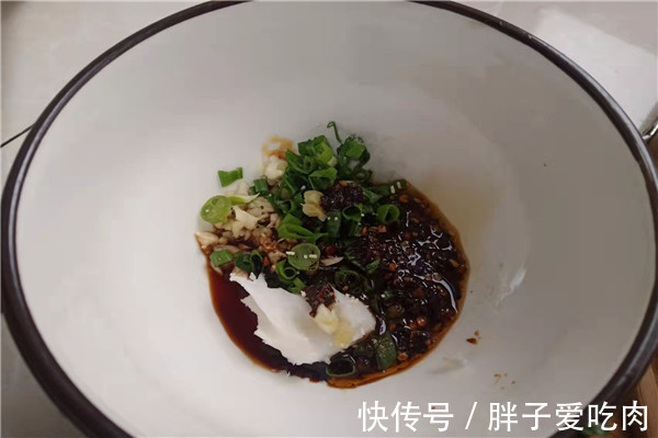 天冷了,用它包饺子最香,比肉饺子好吃,比香菇还香,别不懂吃