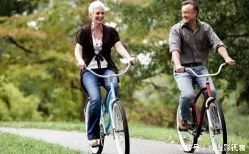 不便|老年人走路，关乎寿命长短！长寿老人走路都有2个特征，你中了吗