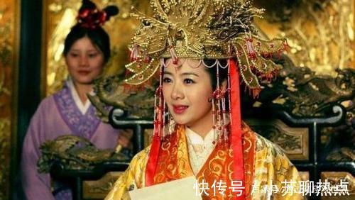 元春|红楼梦中贾府的兴衰，与元春有着密不可分的联系，一招错满盘输