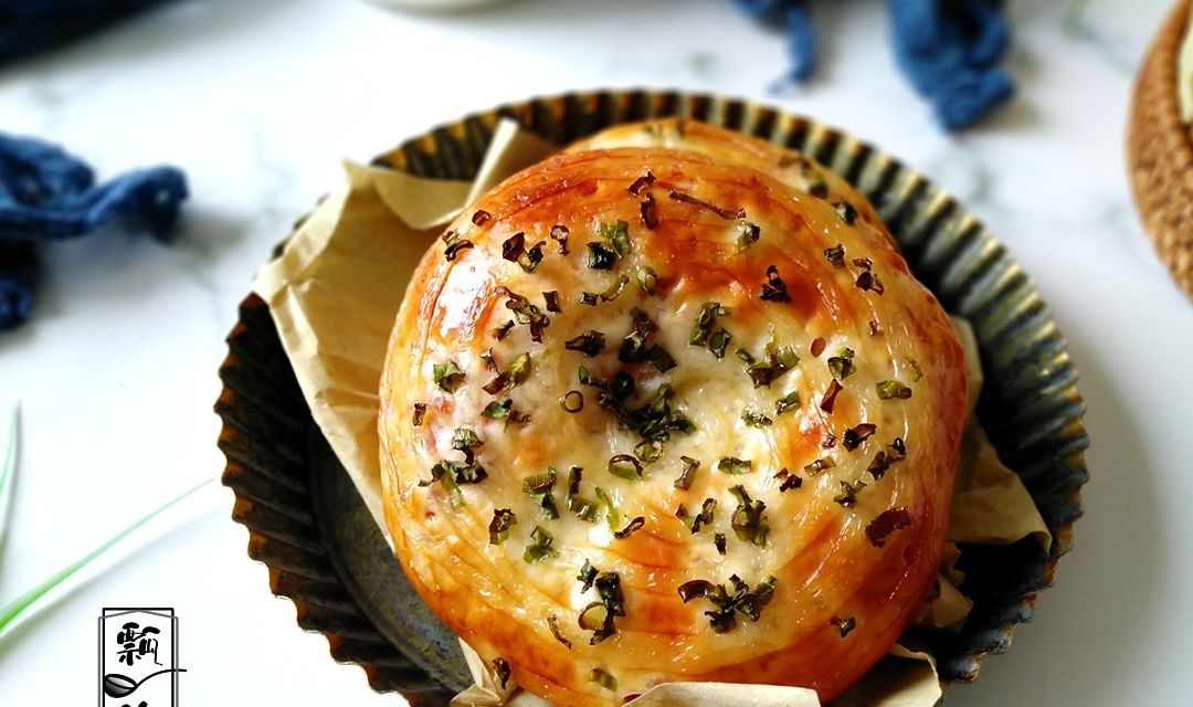 小笼包|孩子大人都爱的早餐,凉热都好吃,放三天不硬,比吃馅饼包子强