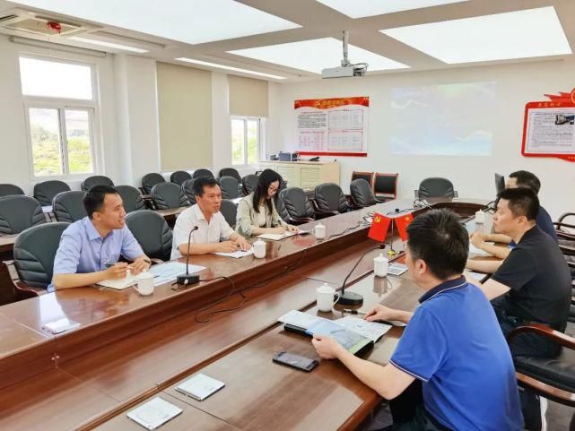 基地校|挂牌了！厦门六中成为“武汉理工大学优质生源基地校”