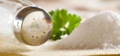 专家再次提醒,痛风注意遵守4个饮食原则,尿酸快速降下来!