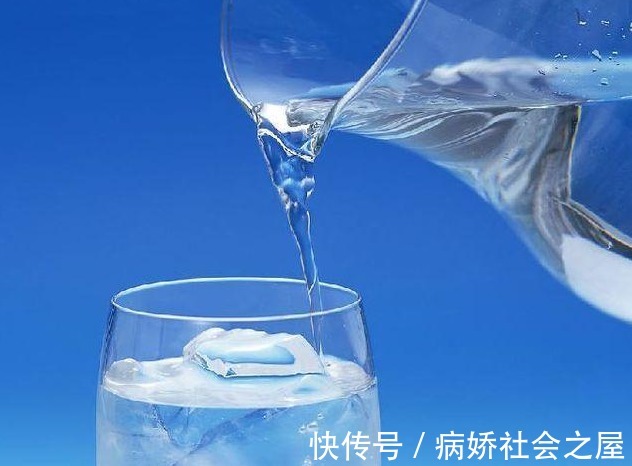 喝水|晨起2大表现可能是肝脏在“呼救”!希望你早发现,不然等着后悔