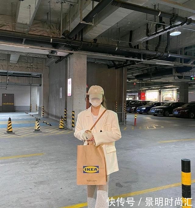 紧身衣 春末夏初适合“温柔感”穿搭,尝试舒适随性的韩系风,好看显气质