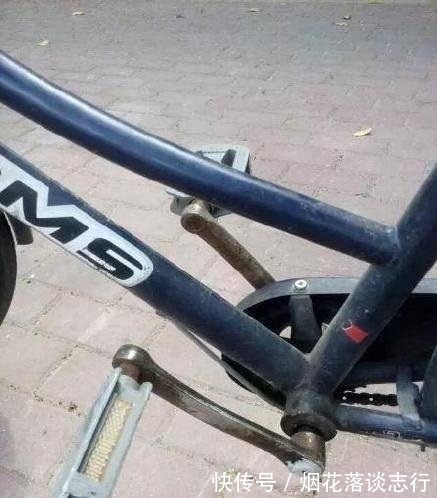 |幽默笑话:去水果市场,正巧碰到我的一个小学同学……