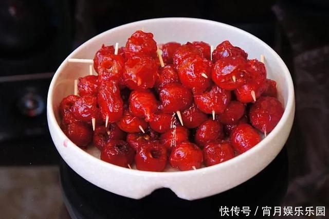 红枣|人不想老的快，多吃此类天然食物，营养专家表示，越吃越水灵