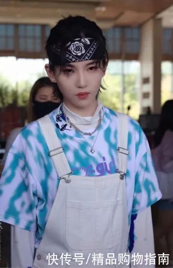 春夏|扎染穿对了,就是最炫度假风