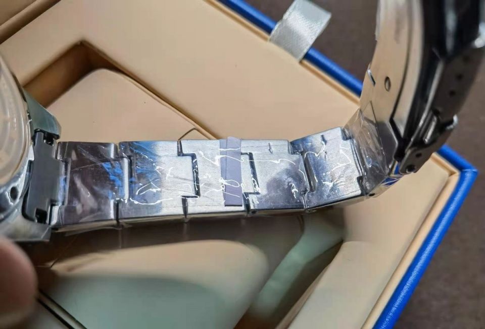 腕间的独角兽把玩那属于时光和你我的记忆PROXIMA