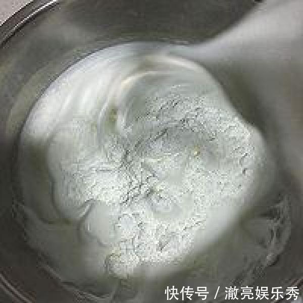 搅拌均匀|90宝妈们都做过的宝宝辅食,入口即化,每次都能吃一盘