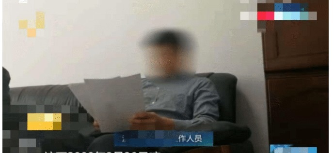房产证|女子50万买商铺，瞬间变成别人的，拿出合同你家2月30天