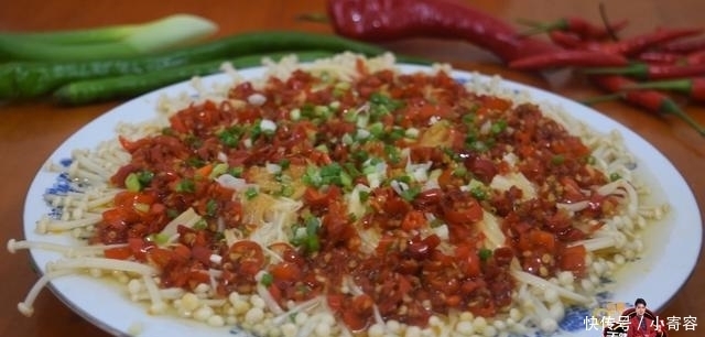 金针菇最好吃的做法，简单美味又下饭，看看你喜欢吃不？