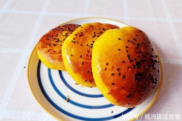 1块南瓜,1碗面粉,早餐学会这样做,我家一周吃三次都不烦!