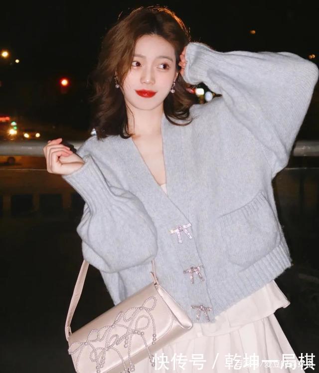 女儿们的恋爱|女生背便宜的包真的很low吗