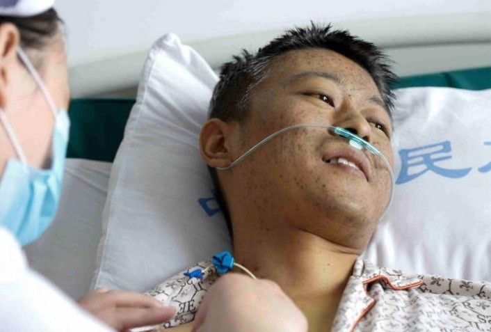 食物|30岁男子肝癌离世,不抽烟不喝酒,只因味2种食物吃太多