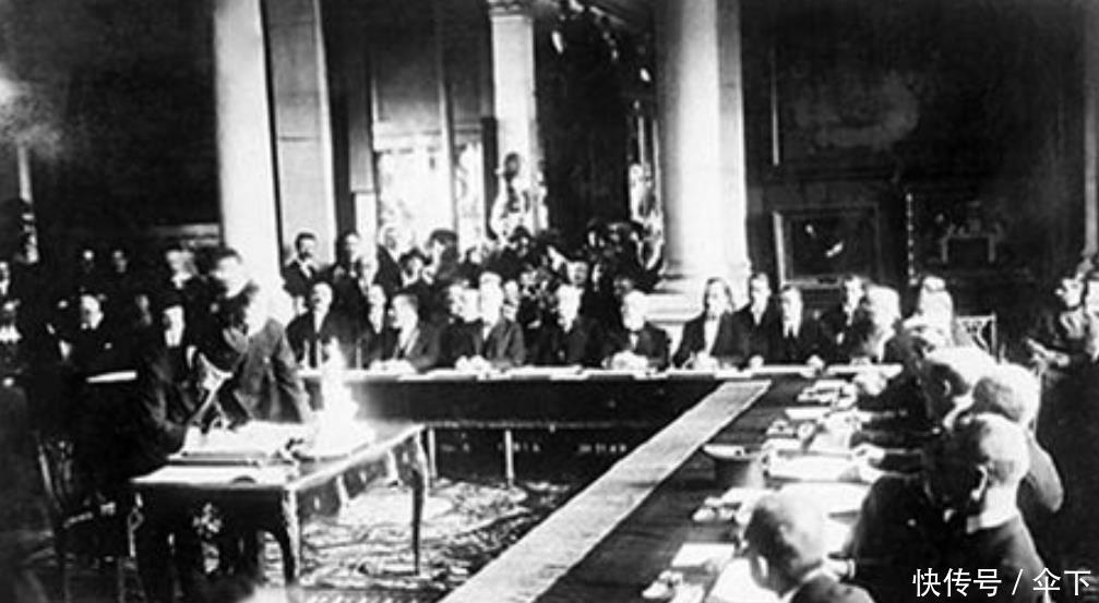 回国|他在苏联留学,却被同学看不起,回国后带兵杀到莫斯科城下