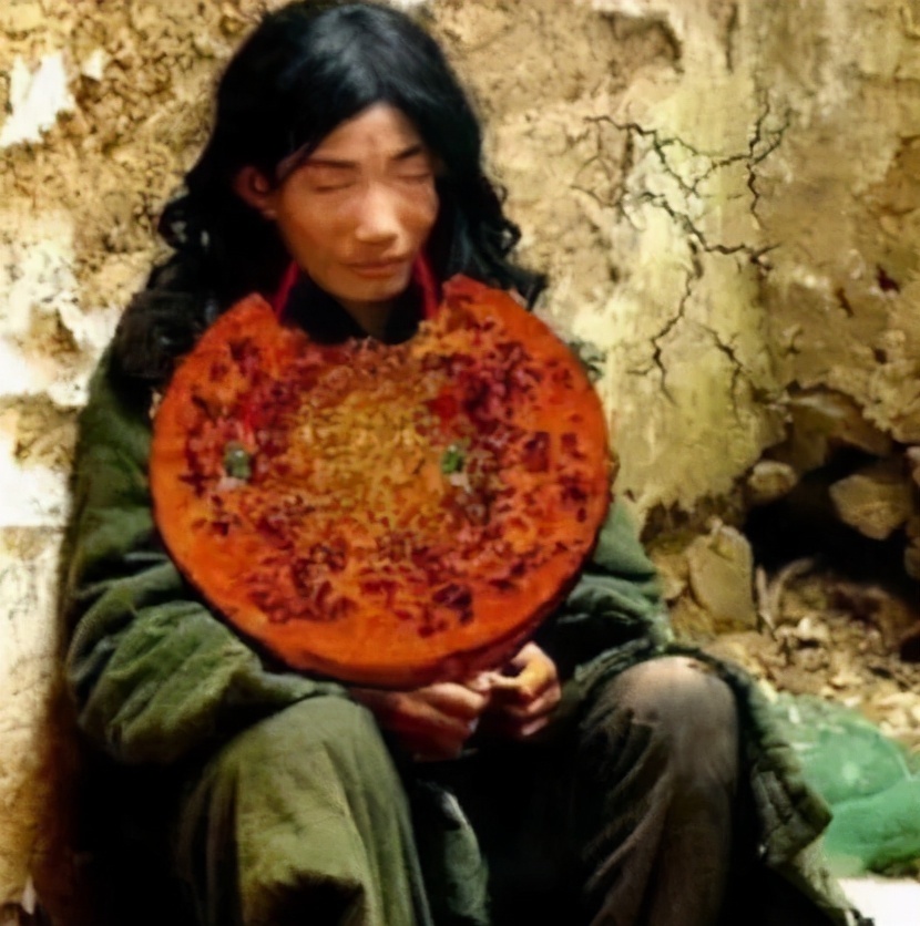 母亲|他是中国第一懒人,从不洗衣服做饭,吃饭靠人喂,如今怎样了?