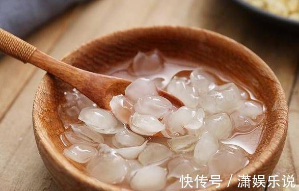 范围|女人绝经，45岁好还是55岁好？若你在这一范围，子宫和卵巢还不赖