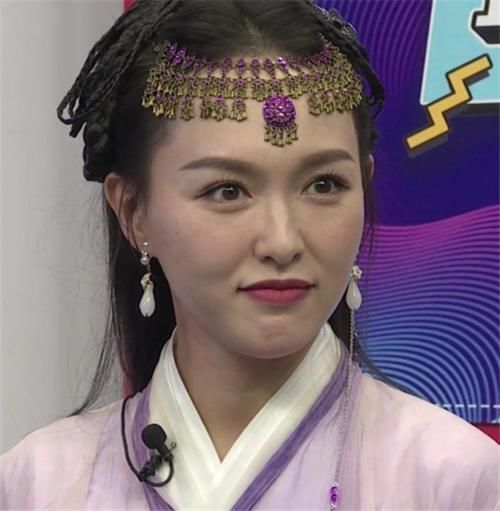 直播|王牌6直播的怼脸拍,华晨宇皮肤好,关晓彤侧颜美,看到唐嫣:颜值真能打