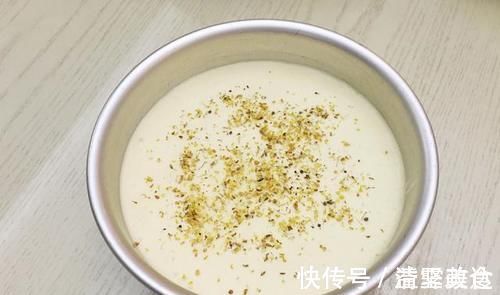 甜点|是蒸出来的蛋糕，不用烤箱，简单易做有营养，是我们全家都爱吃的一种甜点