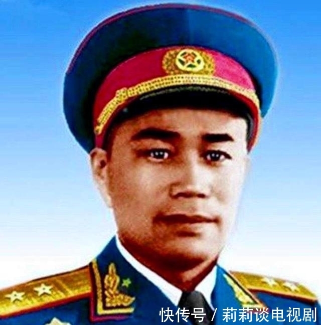 子国民党兵|115师打了大胜仗，蒋介石要给犒赏，将军：“他给的不稀罕！”