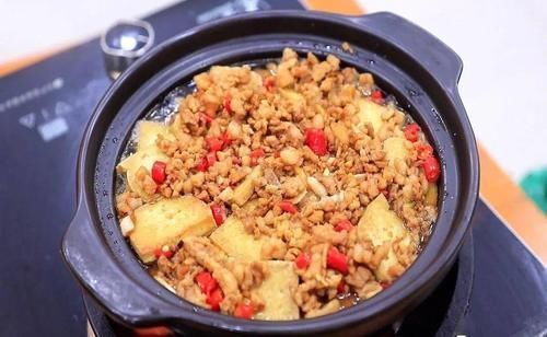 豆腐和它一起焖,味道绝了!关键是便宜,只用花几块钱!