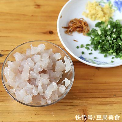 自制蟹肉棒走起，简单又好吃，吃货来收藏哦