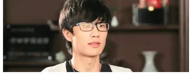 天才歌手|許嵩丨天才歌手的降維打擊，蚊子咬我一口，我不能去咬蚊子