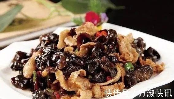 几道特别家常的下饭菜,香气扑鼻超好吃,满满一大盘子都不够吃