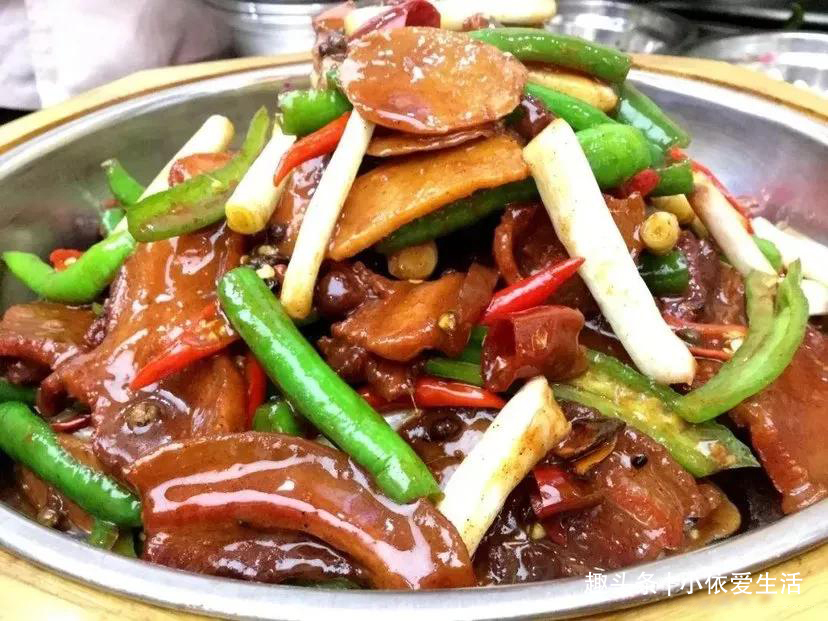 香飘满屋的几道家常菜，看着就有食欲，营养解馋，下饭又下酒