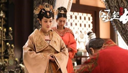 农民起义|当上宰相后，此人提出要迎娶皇后，吓得皇后赶紧拿女儿替代自己