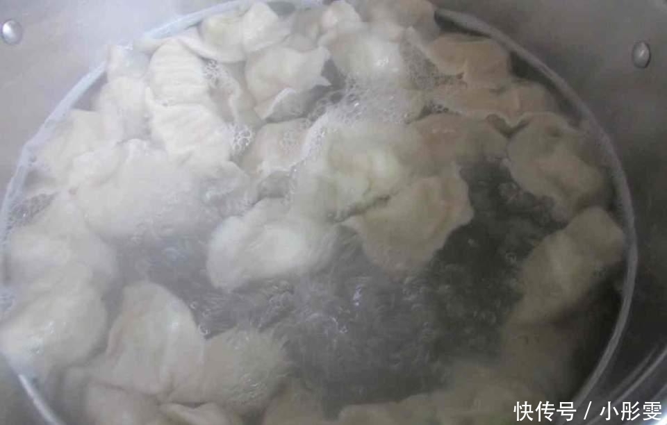 肉馅|这菜最适合夏天, 清热润肺, 用它包饺子比肉馅香百倍, 一咬满嘴汁