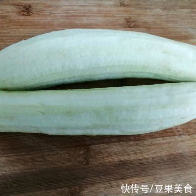 香酥炸茄盒--丰富餐桌味|#不容错过的鲜美滋味#香酥炸茄盒--丰富餐桌味