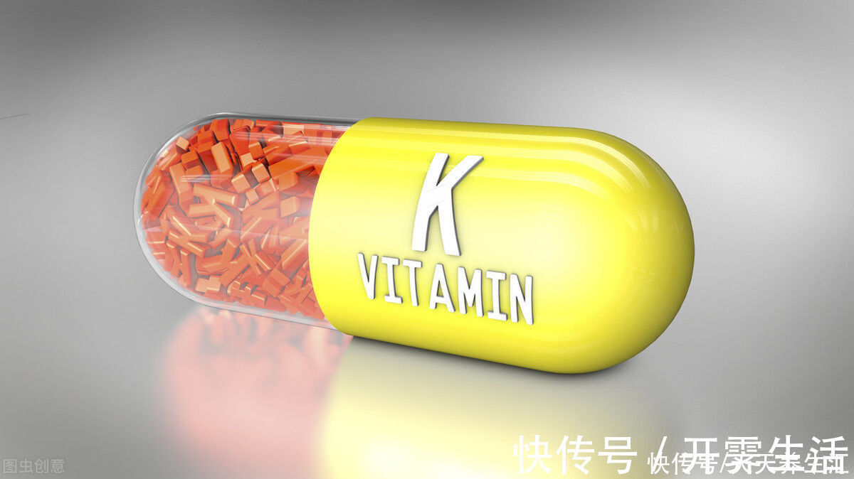 骨质疏松症|人老之后,骨骼很脆弱,除了钙,还有3种营养素要补,却鲜为人知