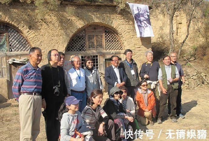 莫言$轮椅上的巨人 ,同病魔斗争的无言骑士。莫言说史铁生是个伟人