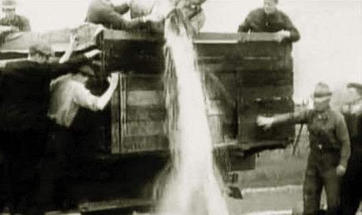 犹太人|为什么犹太人宁愿将牛奶倒进河里,也不发给穷人看完长知识了