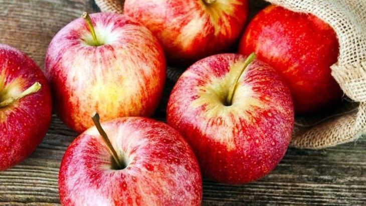 王医生|苹果早上吃好,还是晚上吃好?吃苹果的正确时间?很多人都吃错了