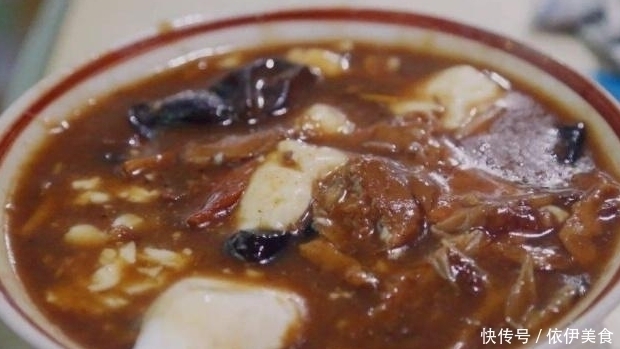 外国人给中国小吃改的“洋名字”,真是脑洞大开,瞬间感觉高大上