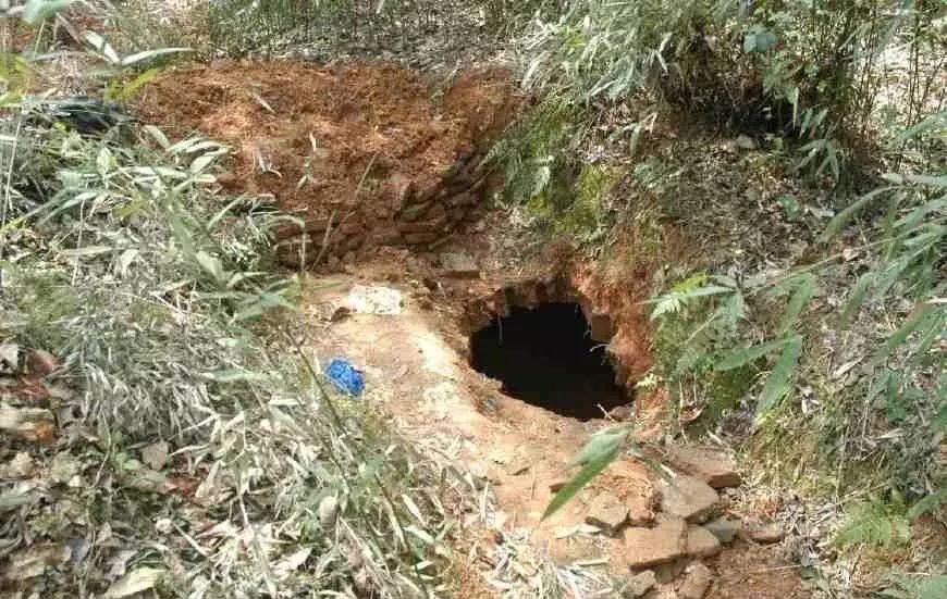 盗墓贼找不到的墓,怎料里面有康熙皇帝御赐的一颗黄金头颅