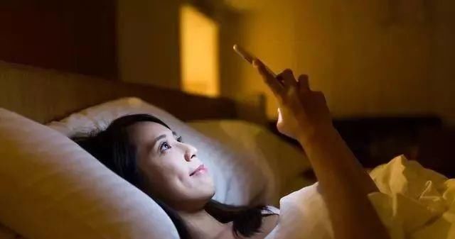 胎记|18岁女孩因为脸上的胎记,选择结束生命,胎记到底是怎么形成的