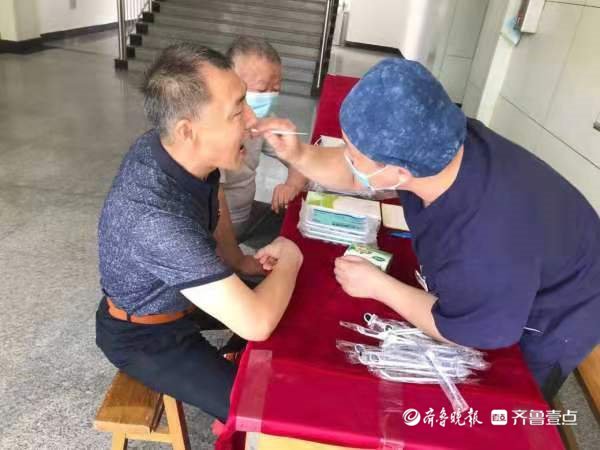 义诊|泰安中七里社区开展“关注口腔健康 品味老年幸福”口腔义诊活动