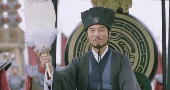 不用|为何重用有反骨的魏延，而不用忠肝义胆的赵云？原因太现实