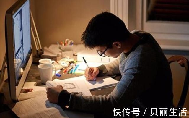 女儿|“我女儿都没睡,你睡什么?”宝爸深夜质问老师,家长们纷纷附和