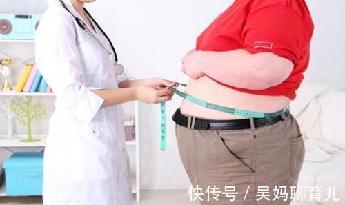 腰部|减肥的人不能吃花生?若想减去腰部赘肉,3种食物尽量少碰