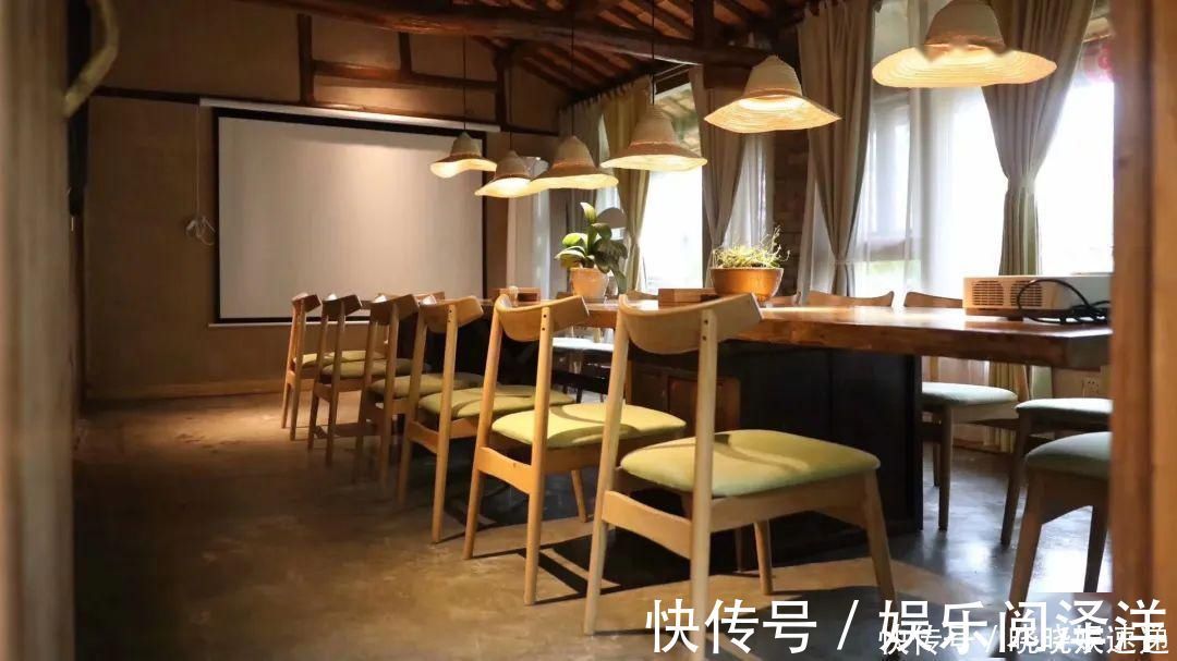 在乡下改造一个小院,种菜养花天天都是乡村田园梦,生活如此惬意